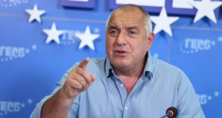 Борисов: Хората ме обичат. Дори да ме вкарат в затвора ще съм като Васил Левски!