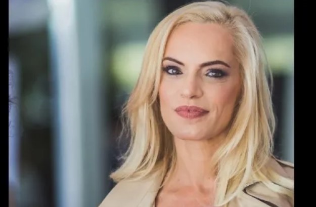 Ива Екимова се преобрази с филъри – вижте новото ѝ лице