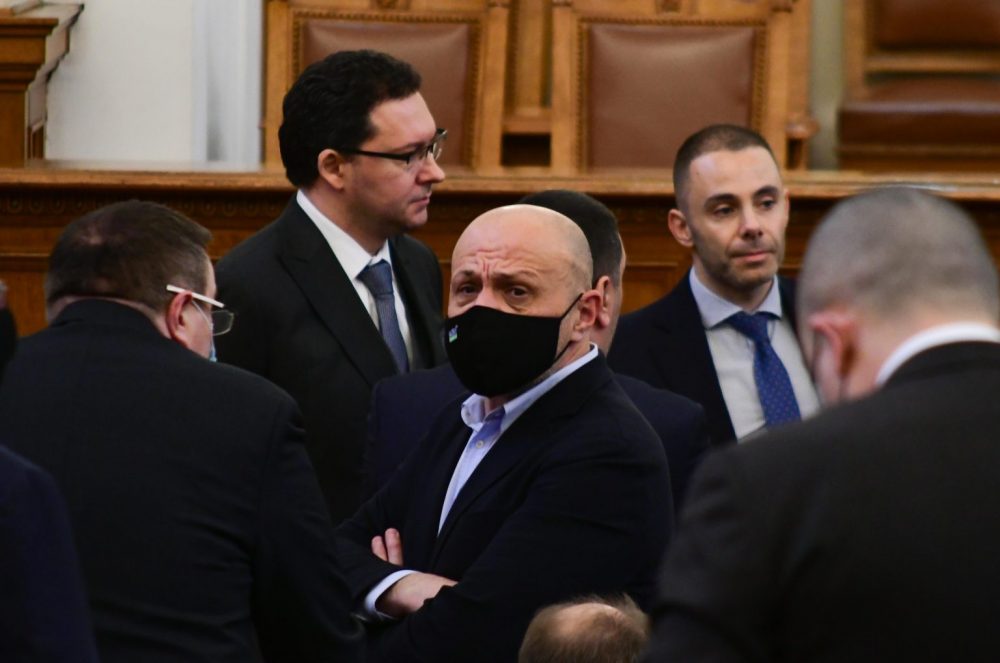 ГЕРБ: Ако от ПП ще дойдат за сеира, по-добре да си стоят в лабораторията, в която купуват депутати