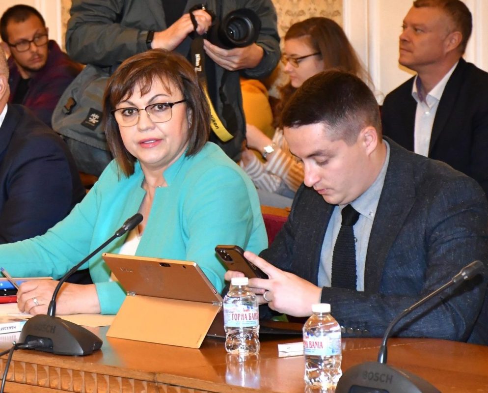 БСП бръкна и в джоба на Явор Божанков, изхвърли го от две комисии в парламента