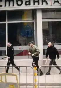 Окръжен съд - Бургас, Окръжна прокуратура -Бургас и днес Апелативен съд - Бургас прикриха от медиите делото на Пламен Русев, убиецът от Новата поща Катя Касабова Флагман бг Комисар Калоянов Пламен Русев, Кольо – Главата и Жельо – Президента убийство Бургас Касабова Бургаска окръжна прокуратура на Петър Вълчев Камъка и убиеца Пламен Русев